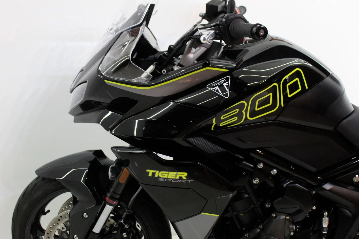 TRIUMPH TIGER 800 SPORT