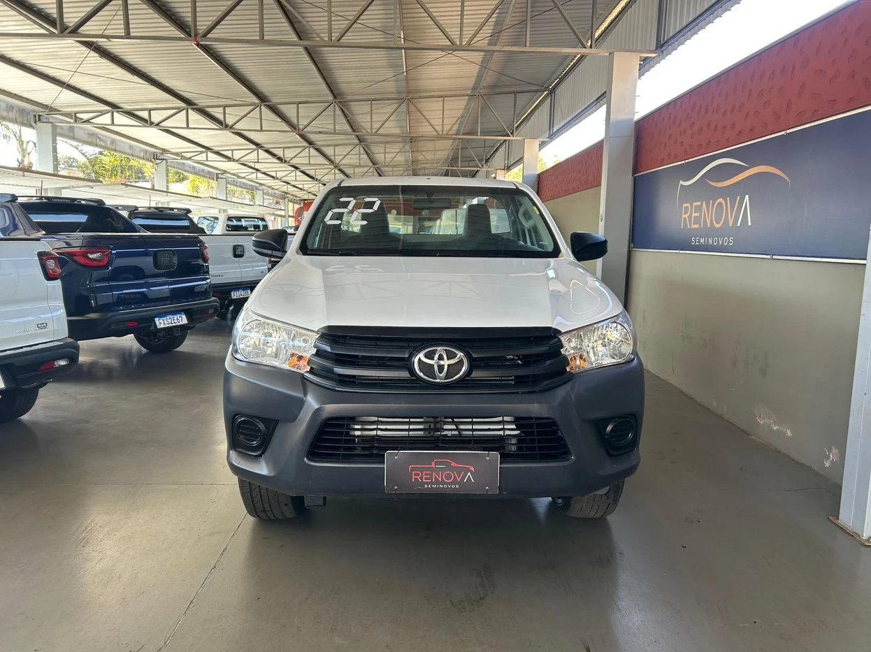 TOYOTA HILUX