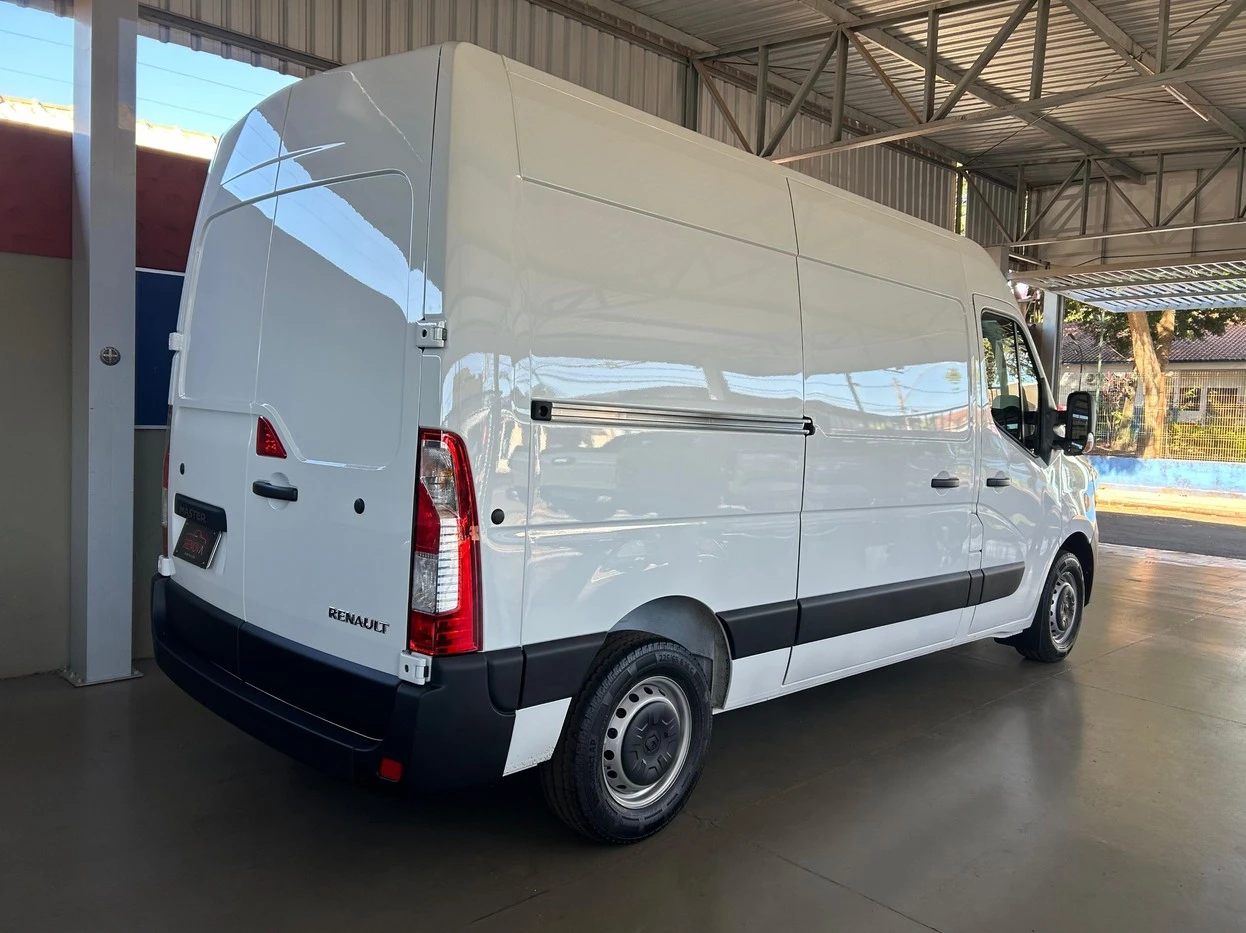 RENAULT MASTER