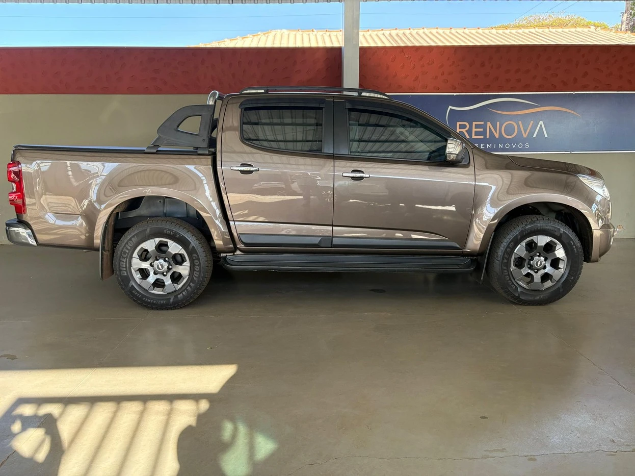 CHEVROLET S10