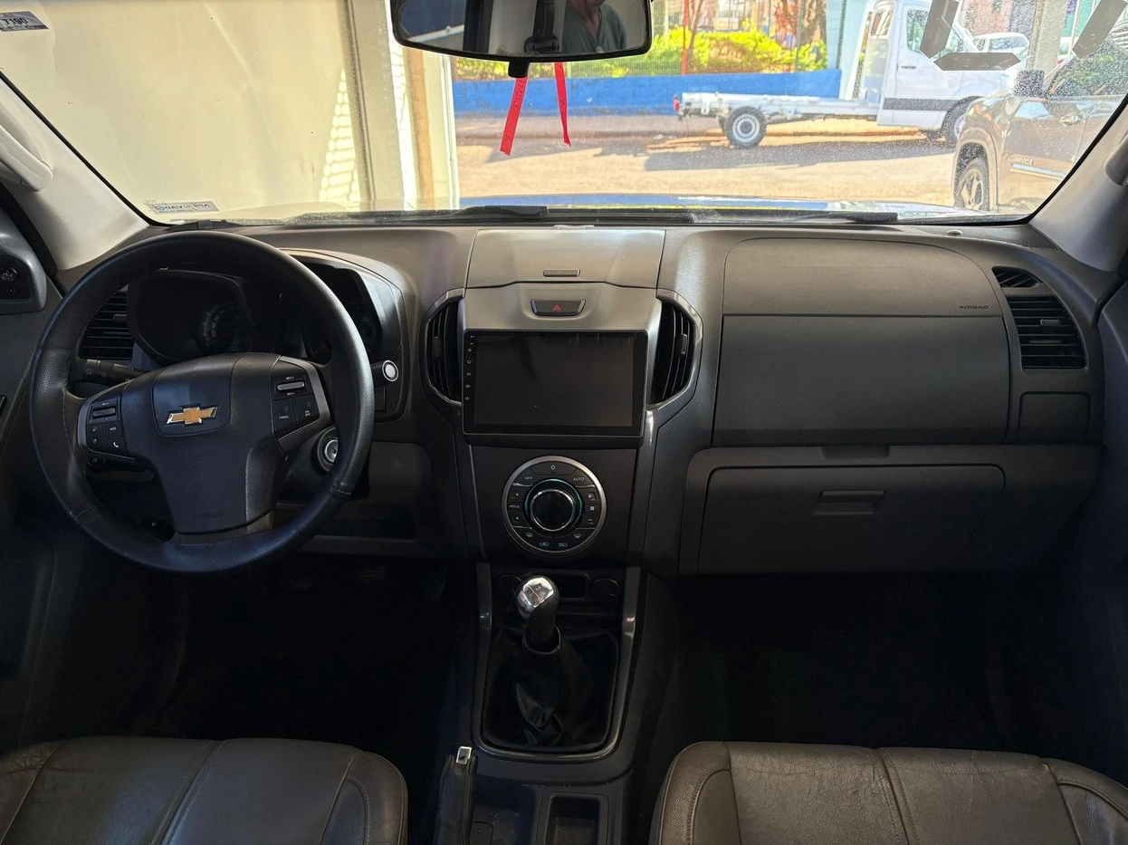 CHEVROLET S10