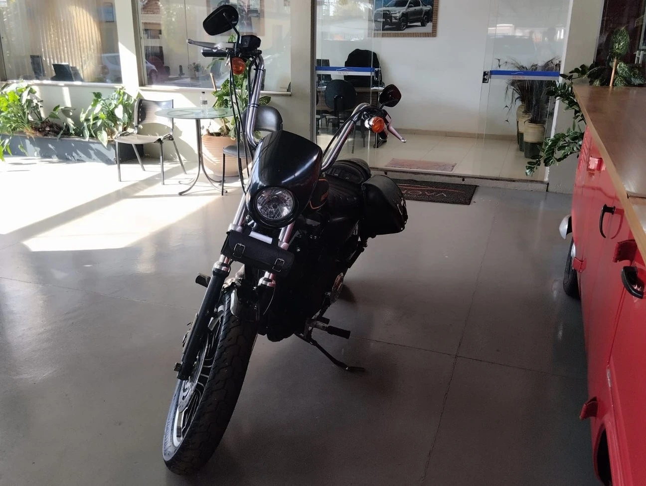 HARLEY-DAVIDSON SPORTSTER XL 883 R