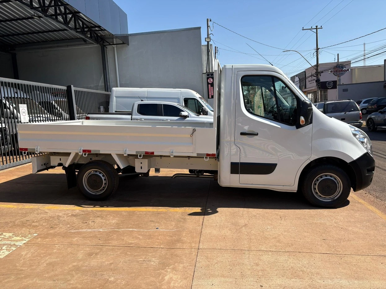 RENAULT MASTER