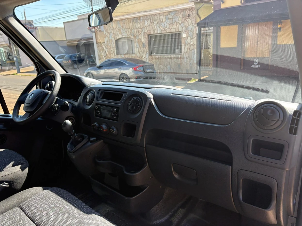 RENAULT MASTER