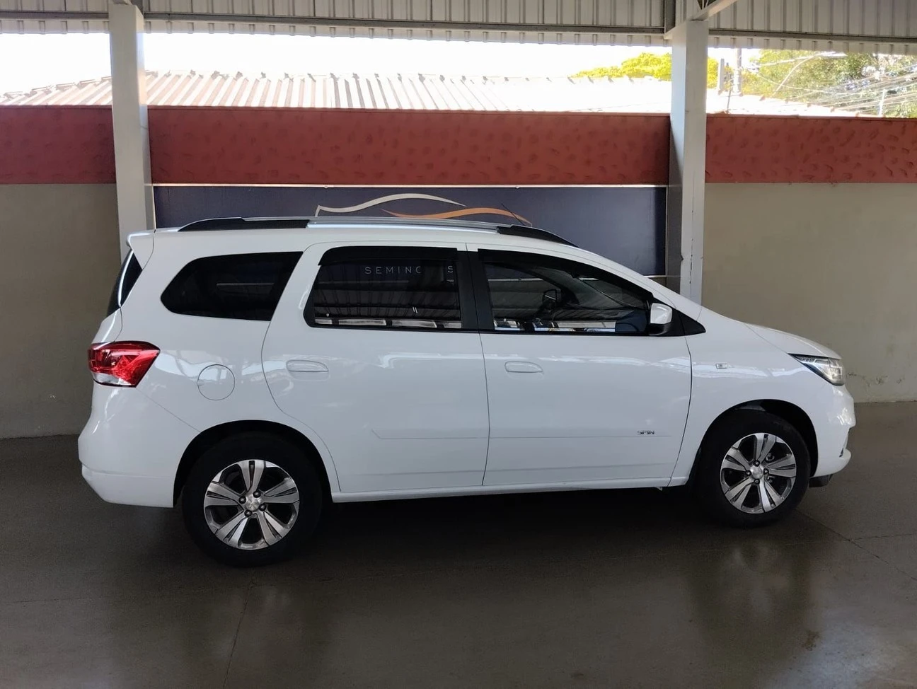 CHEVROLET SPIN