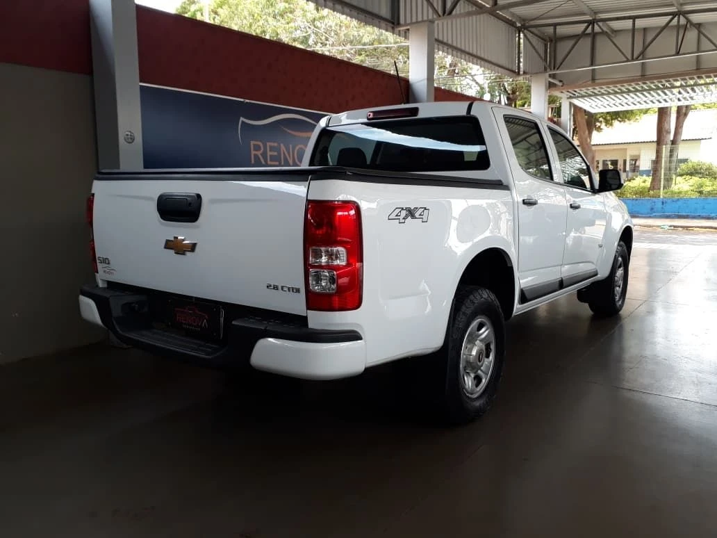 CHEVROLET S10