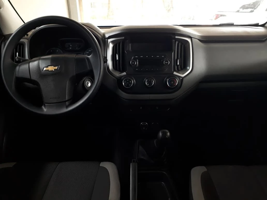CHEVROLET S10