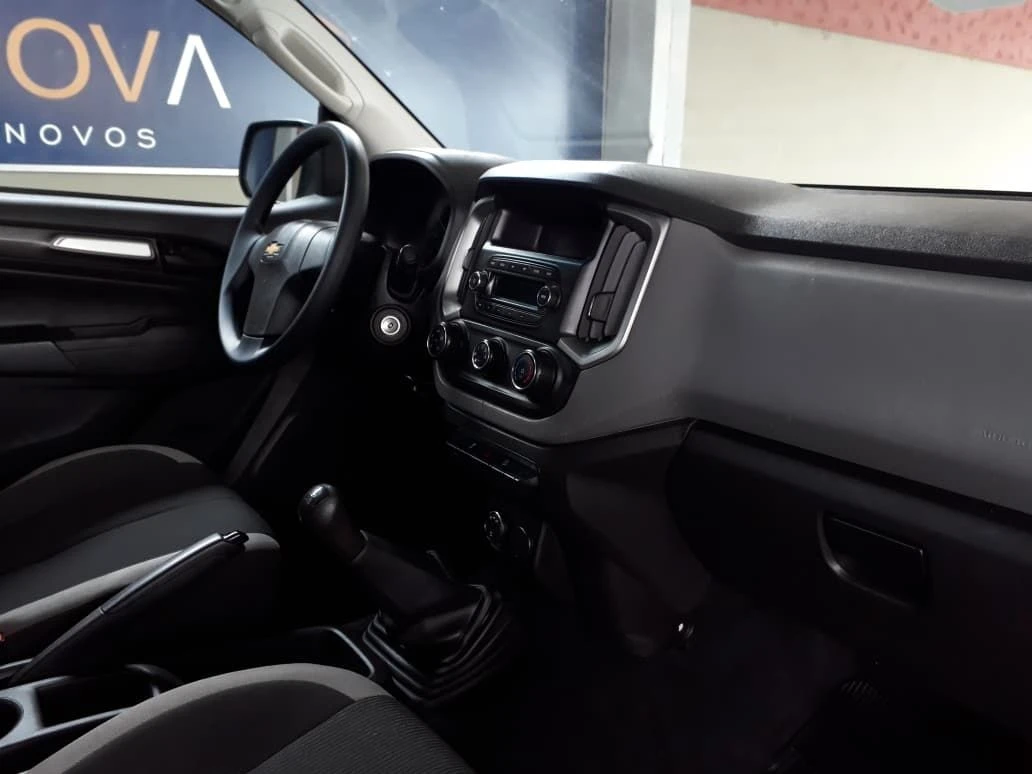 CHEVROLET S10