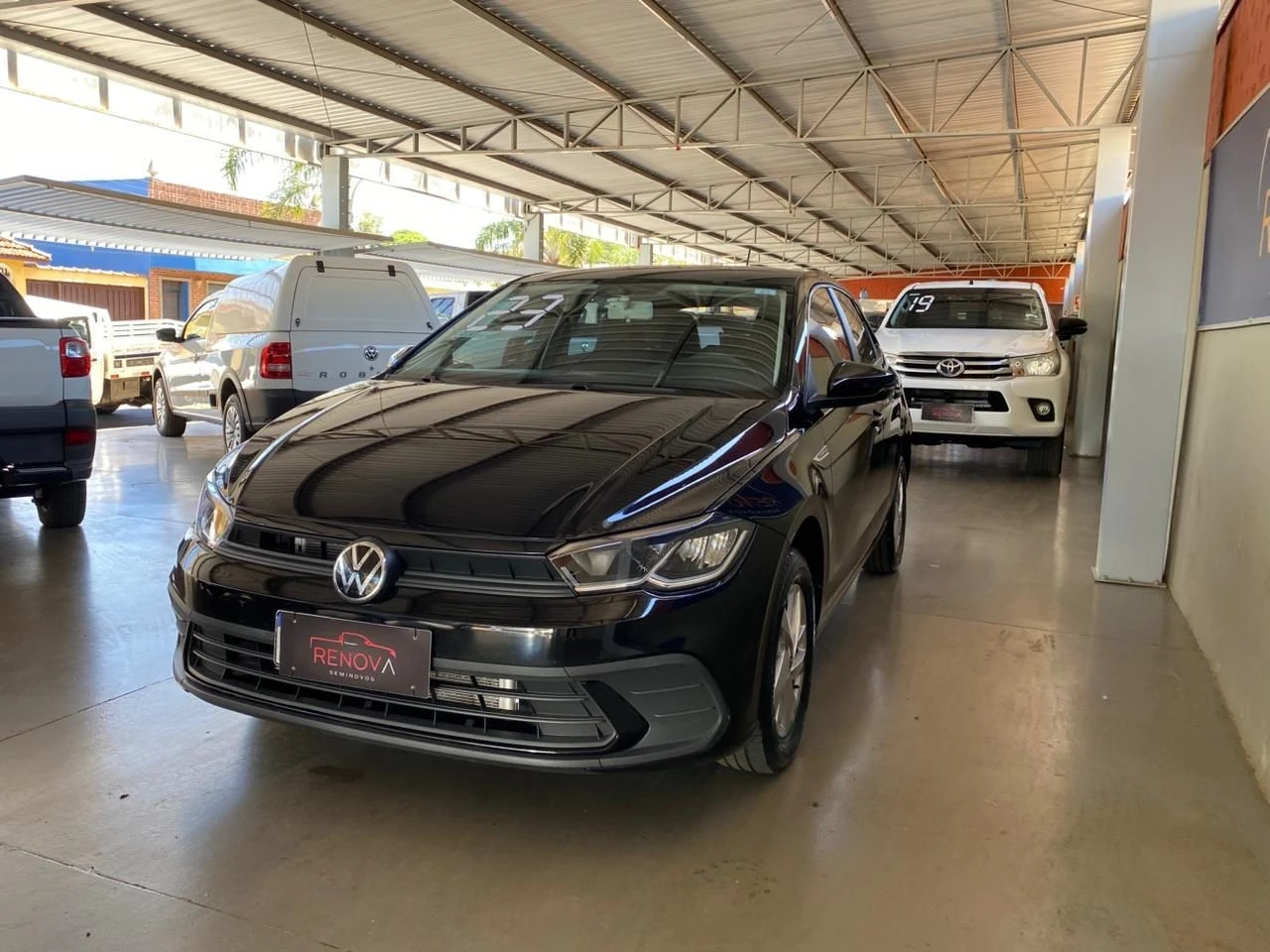 VOLKSWAGEN POLO