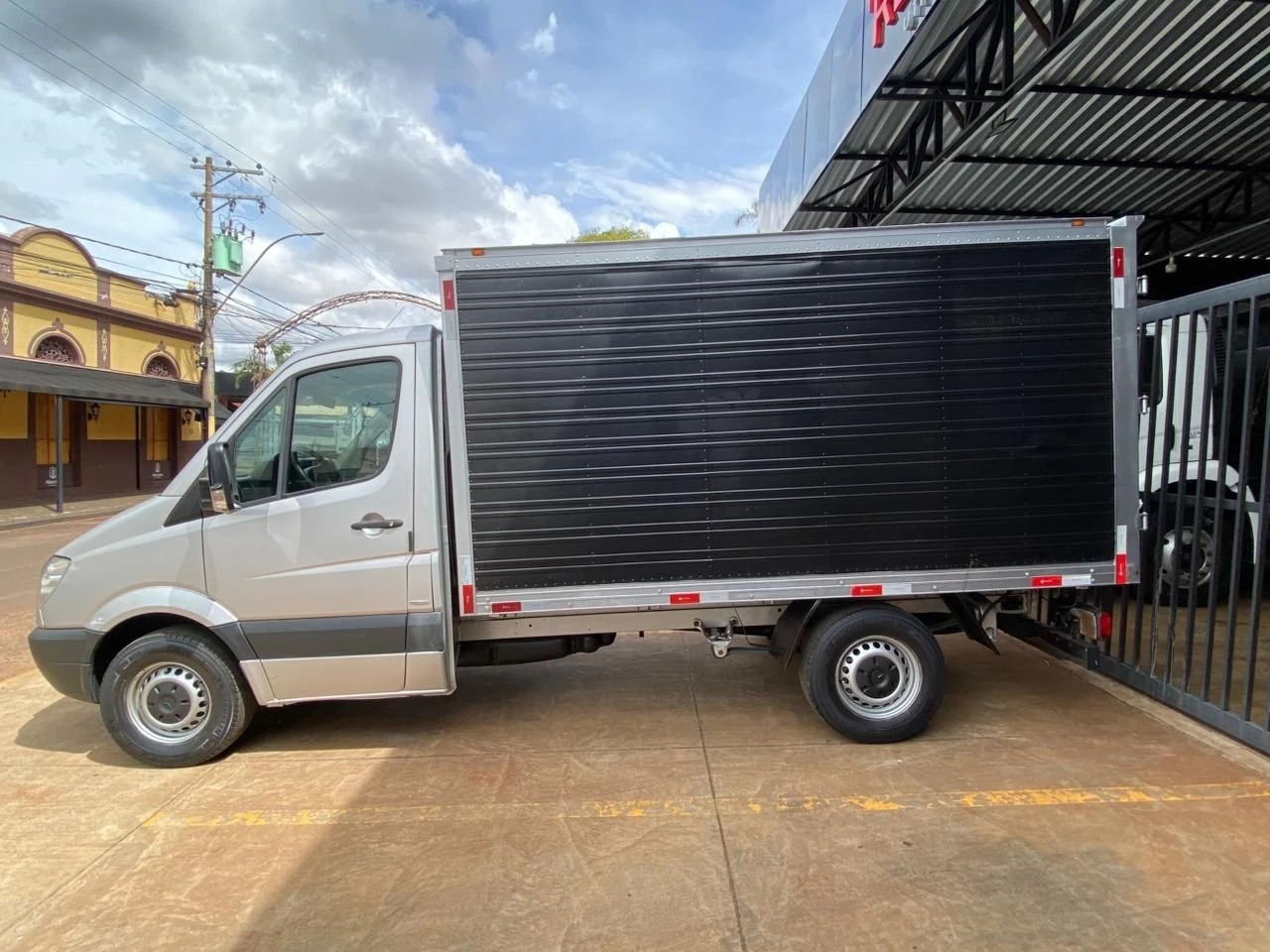 MERCEDES-BENZ SPRINTER