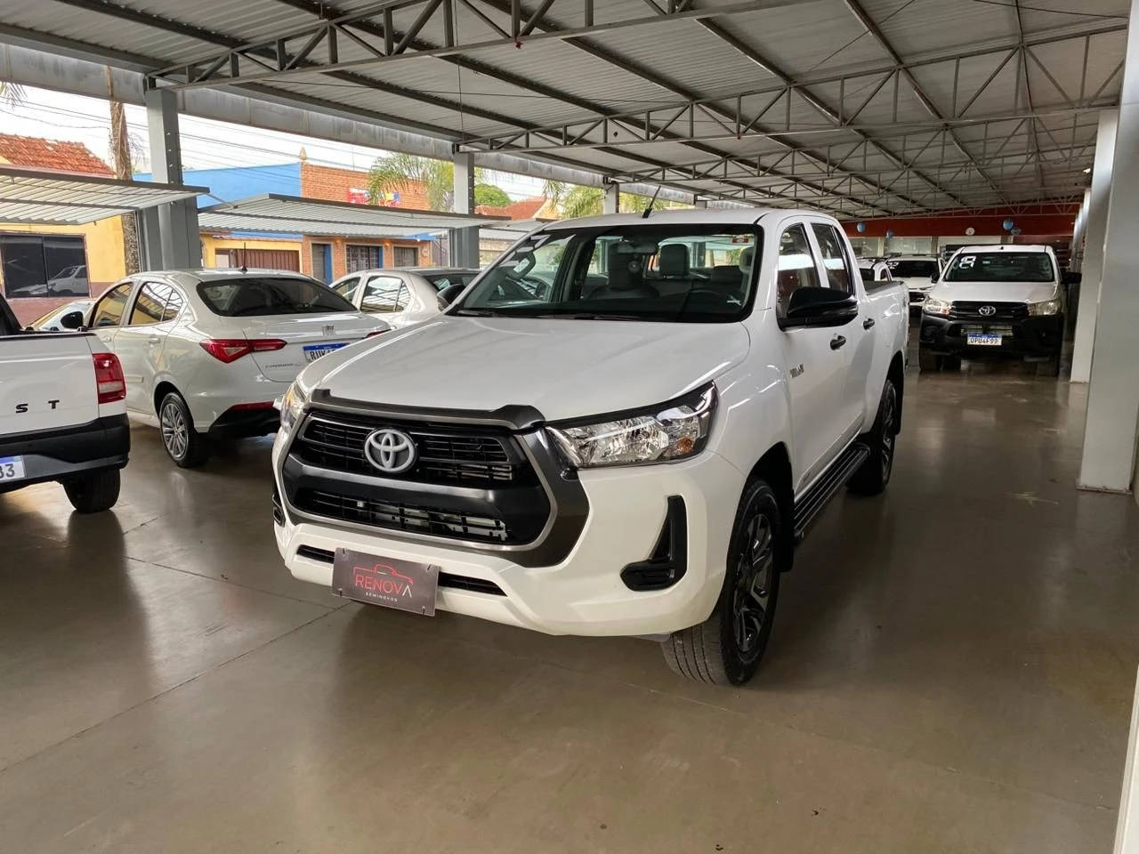 TOYOTA HILUX