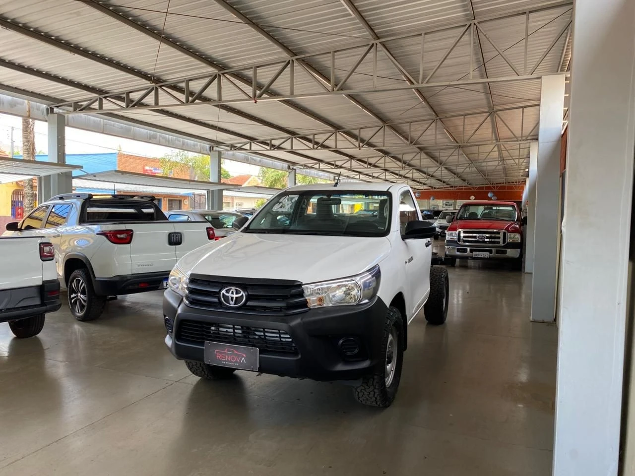 TOYOTA HILUX