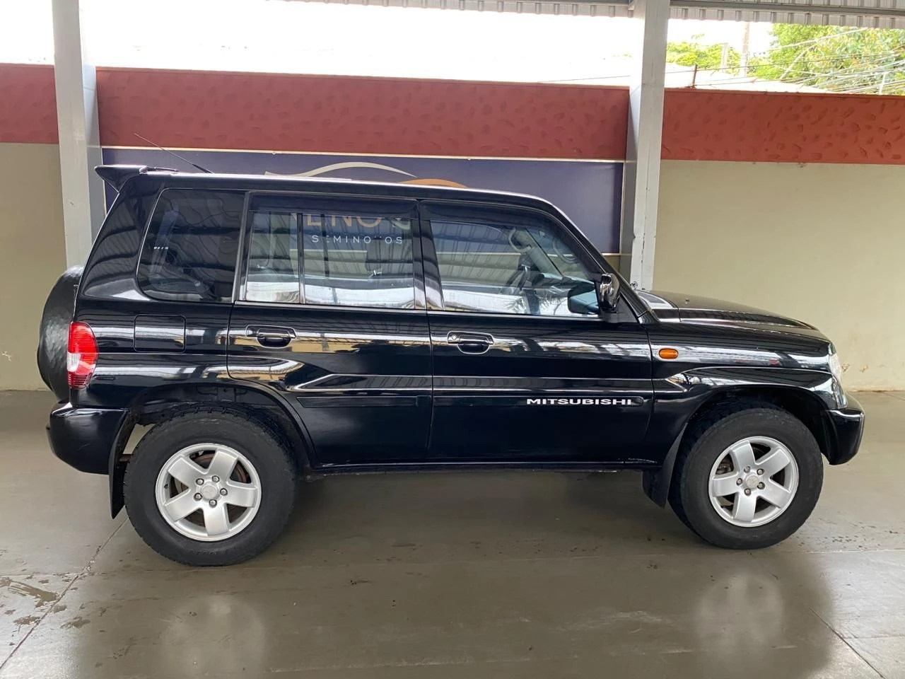 MITSUBISHI PAJERO TR4