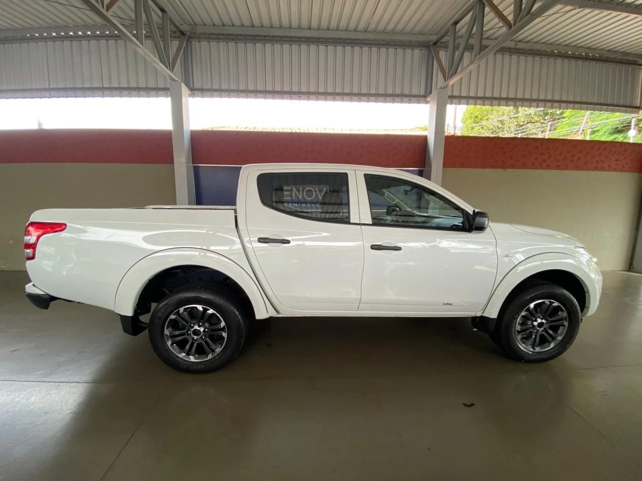 MITSUBISHI L200 TRITON