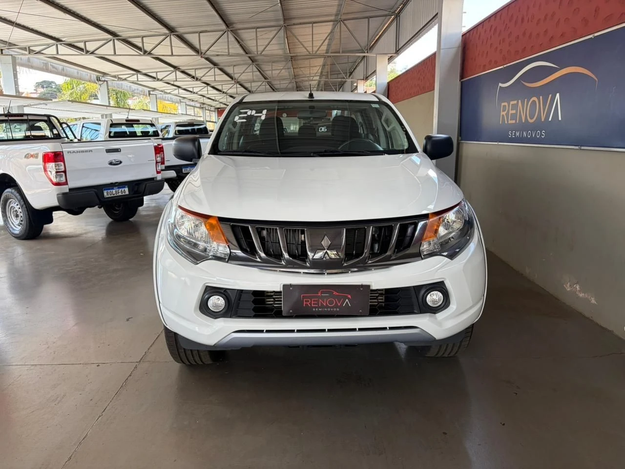 MITSUBISHI L200 TRITON