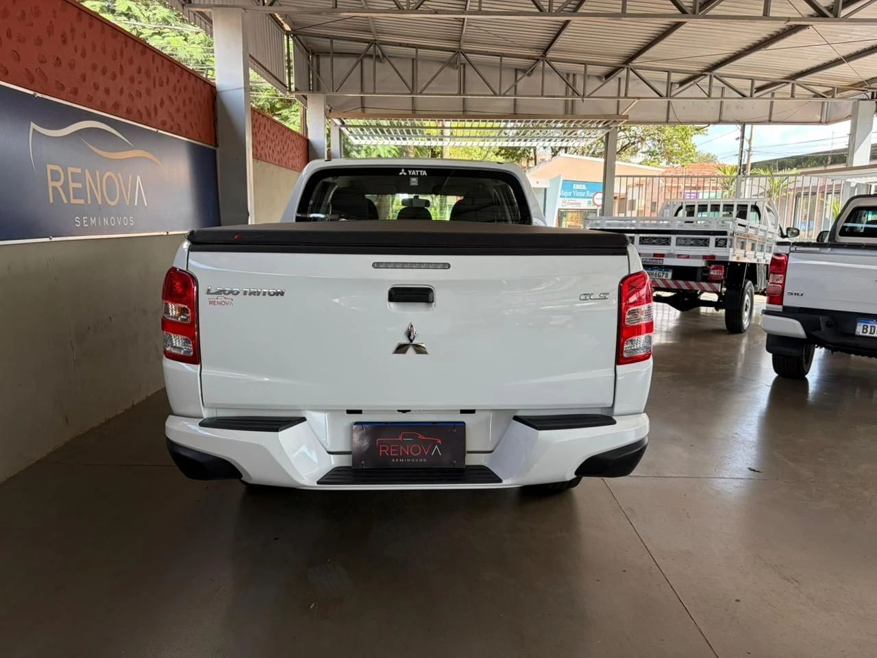 MITSUBISHI L200 TRITON