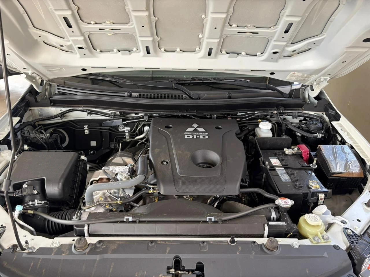 MITSUBISHI L200 TRITON