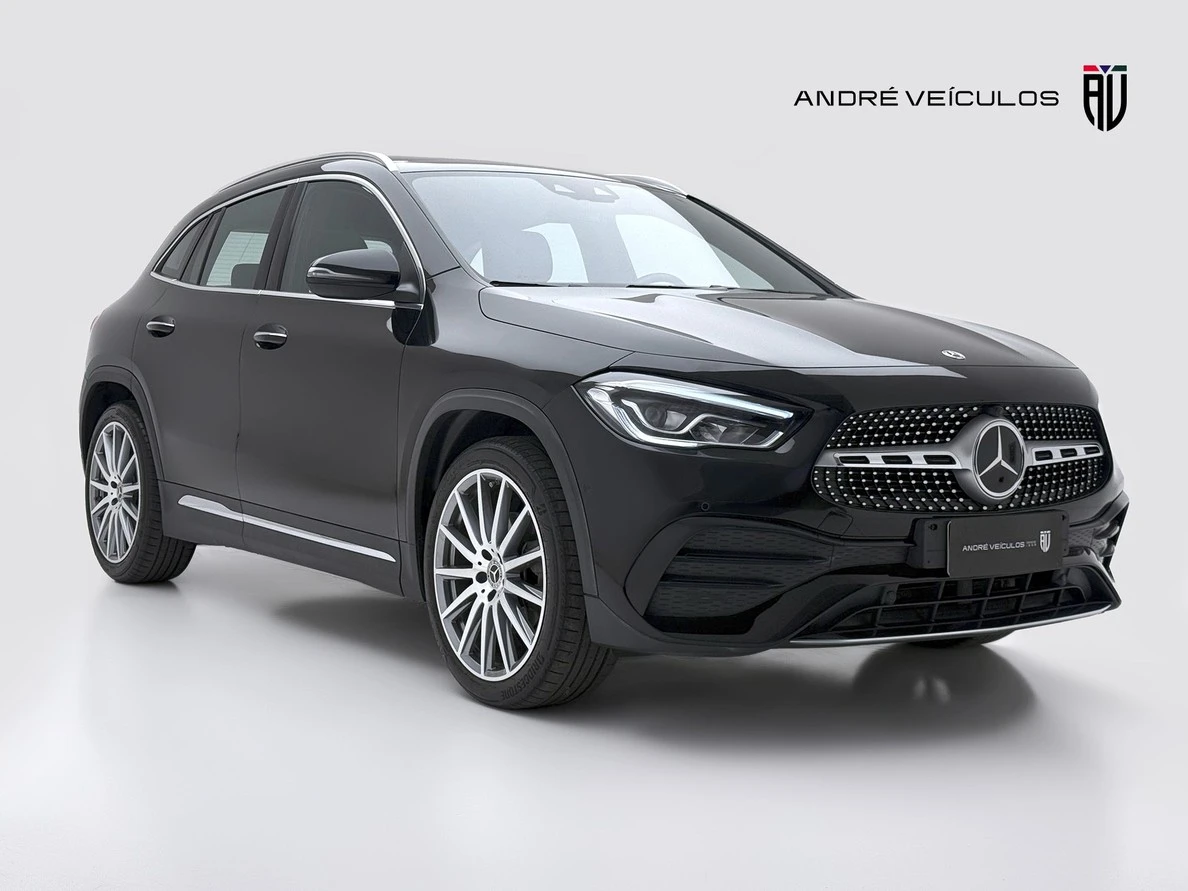MERCEDES-BENZ GLA 200