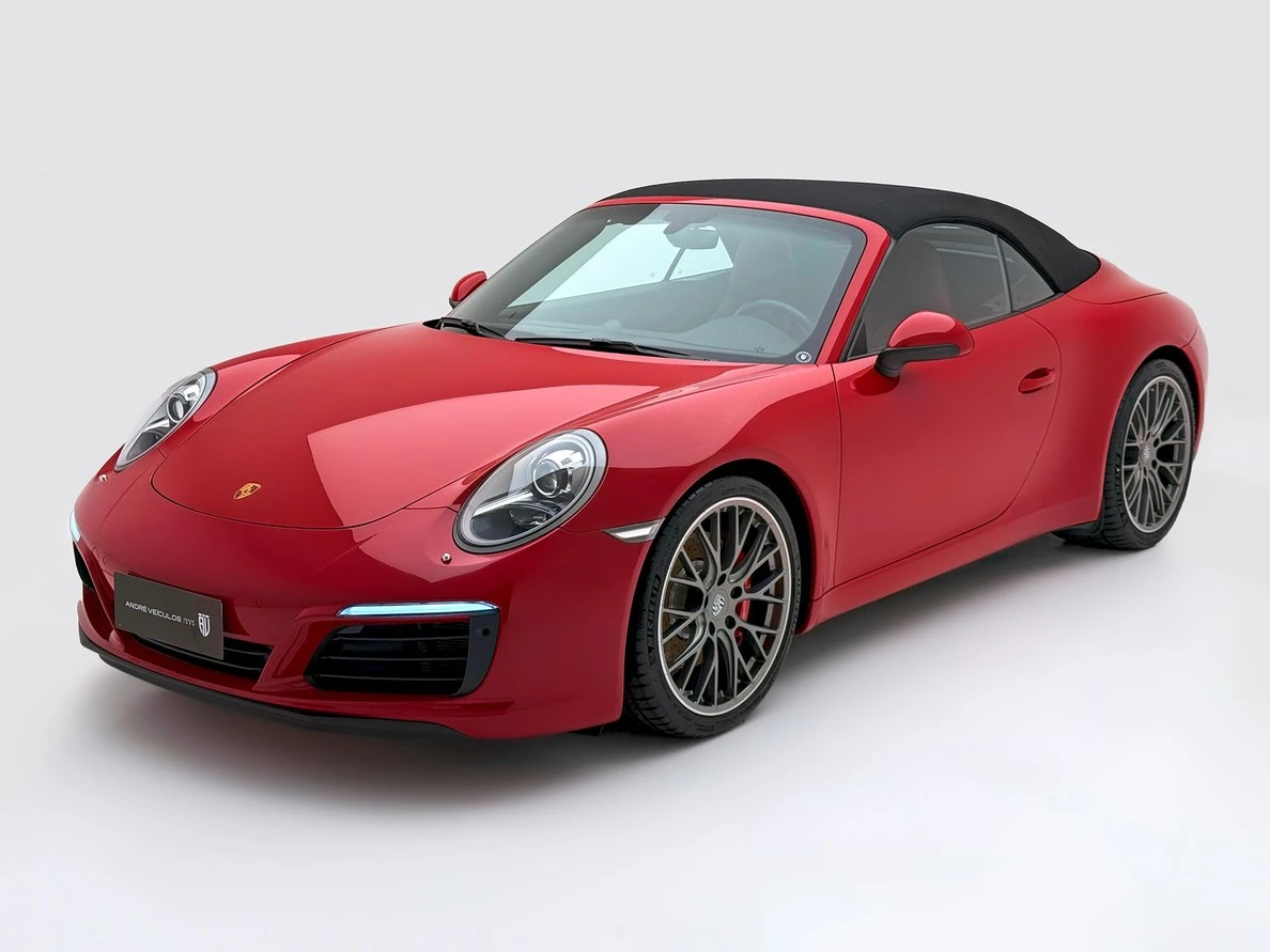 PORSCHE 911