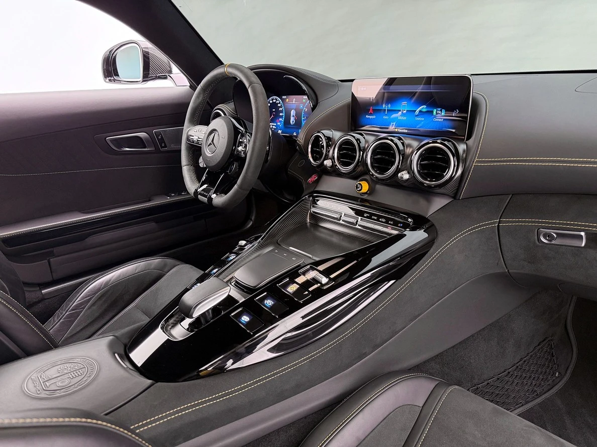 MERCEDES-BENZ AMG GT