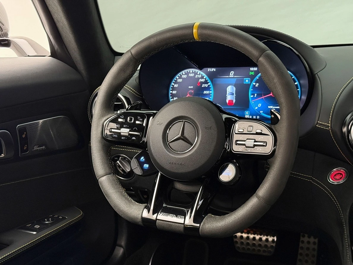 MERCEDES-BENZ AMG GT
