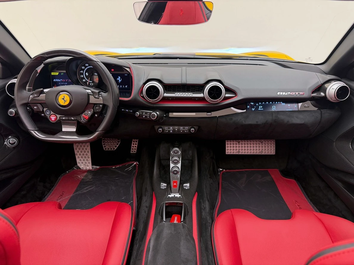 FERRARI 812 GTS