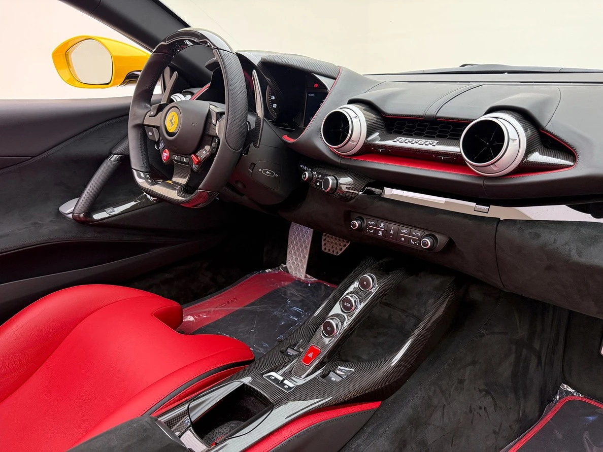 FERRARI 812 GTS