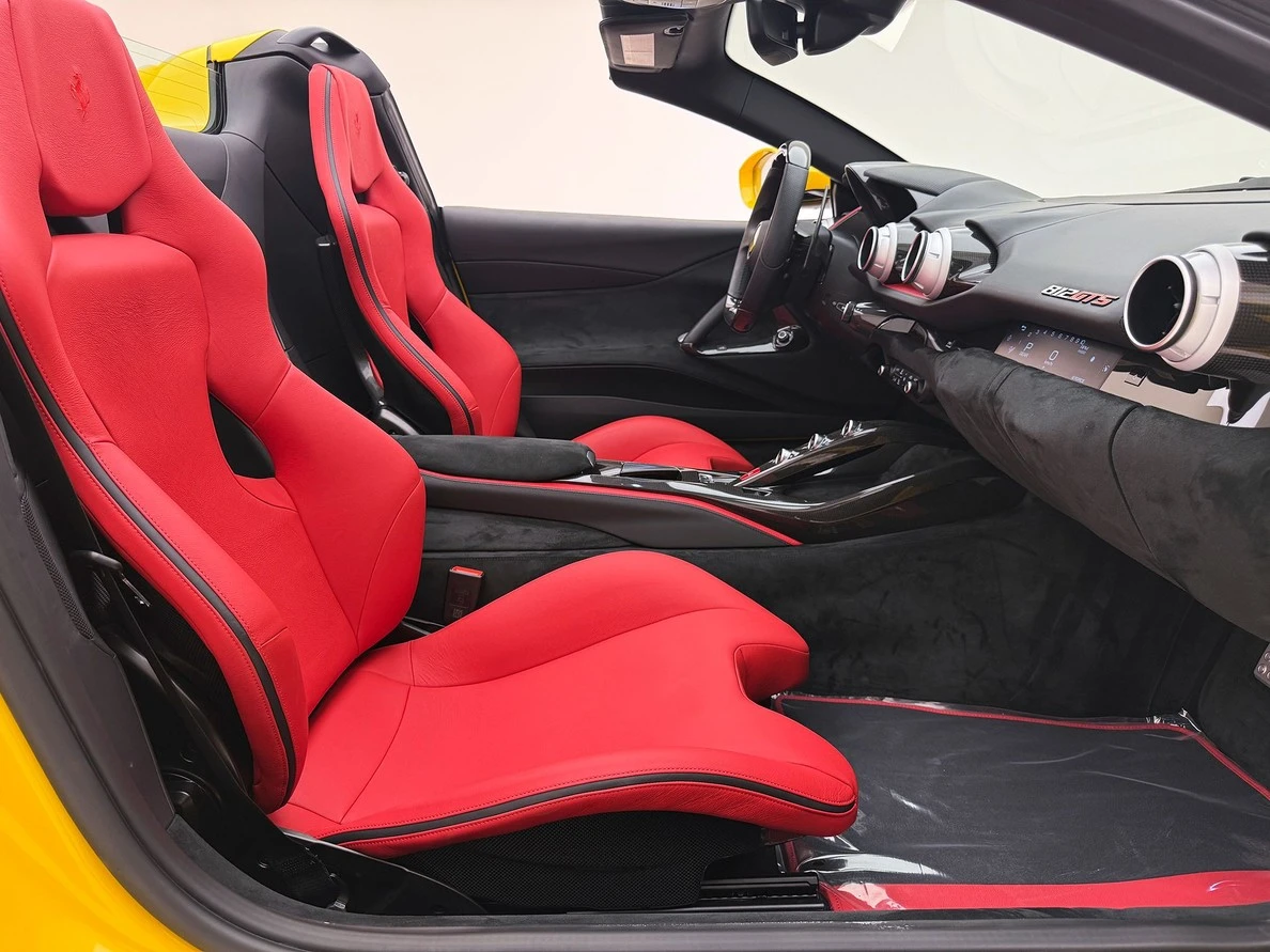 FERRARI 812 GTS
