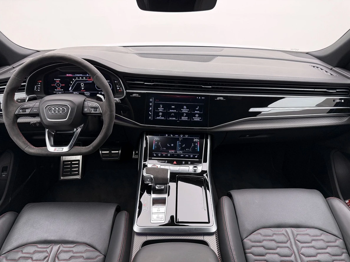 AUDI RS Q8