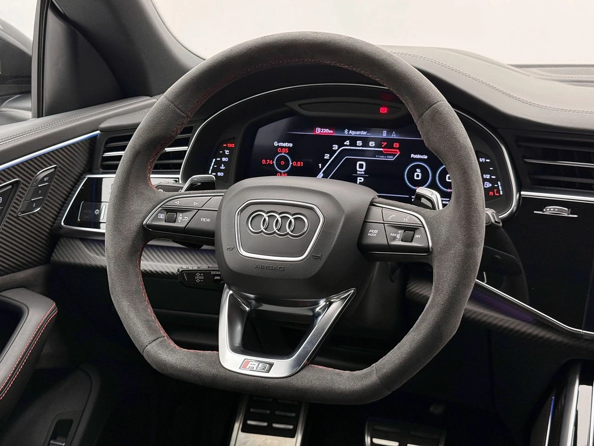 AUDI RS Q8