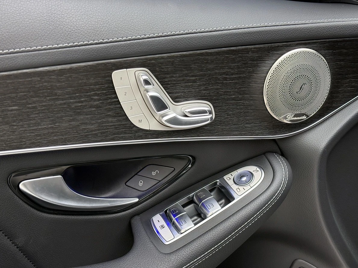 MERCEDES-BENZ GLC 300