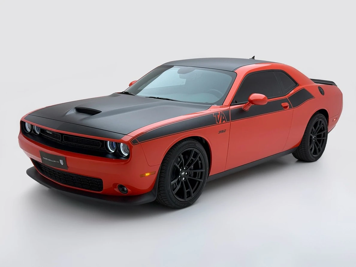 DODGE CHALLENGER