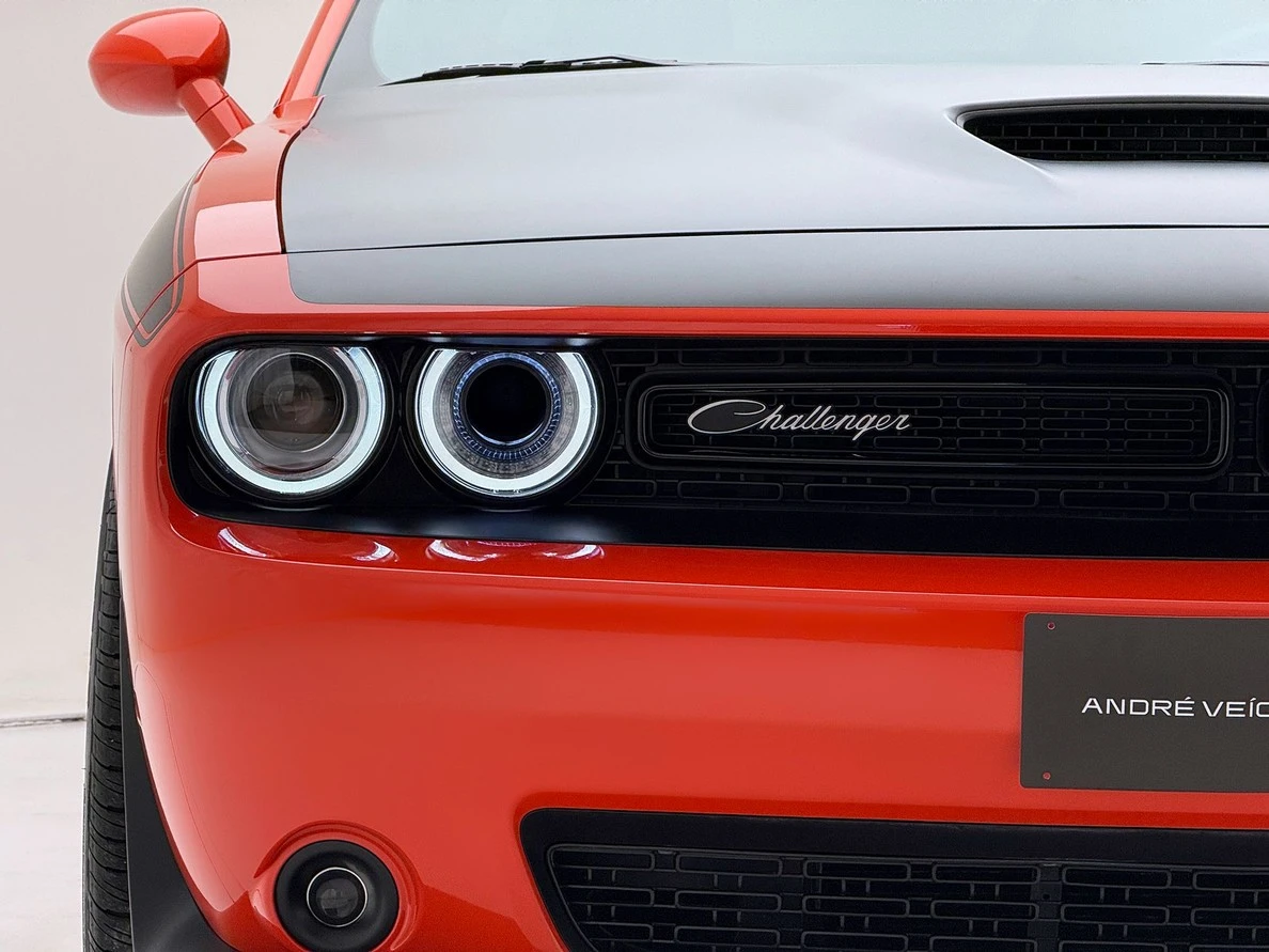 DODGE CHALLENGER
