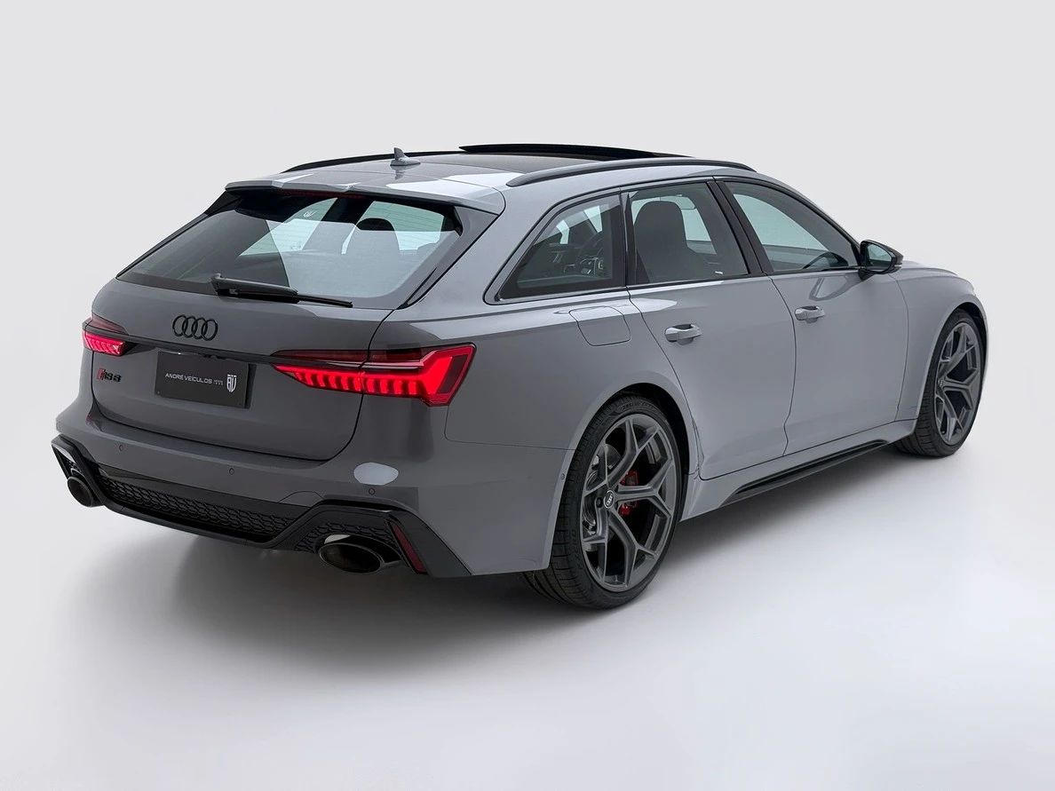 AUDI RS6