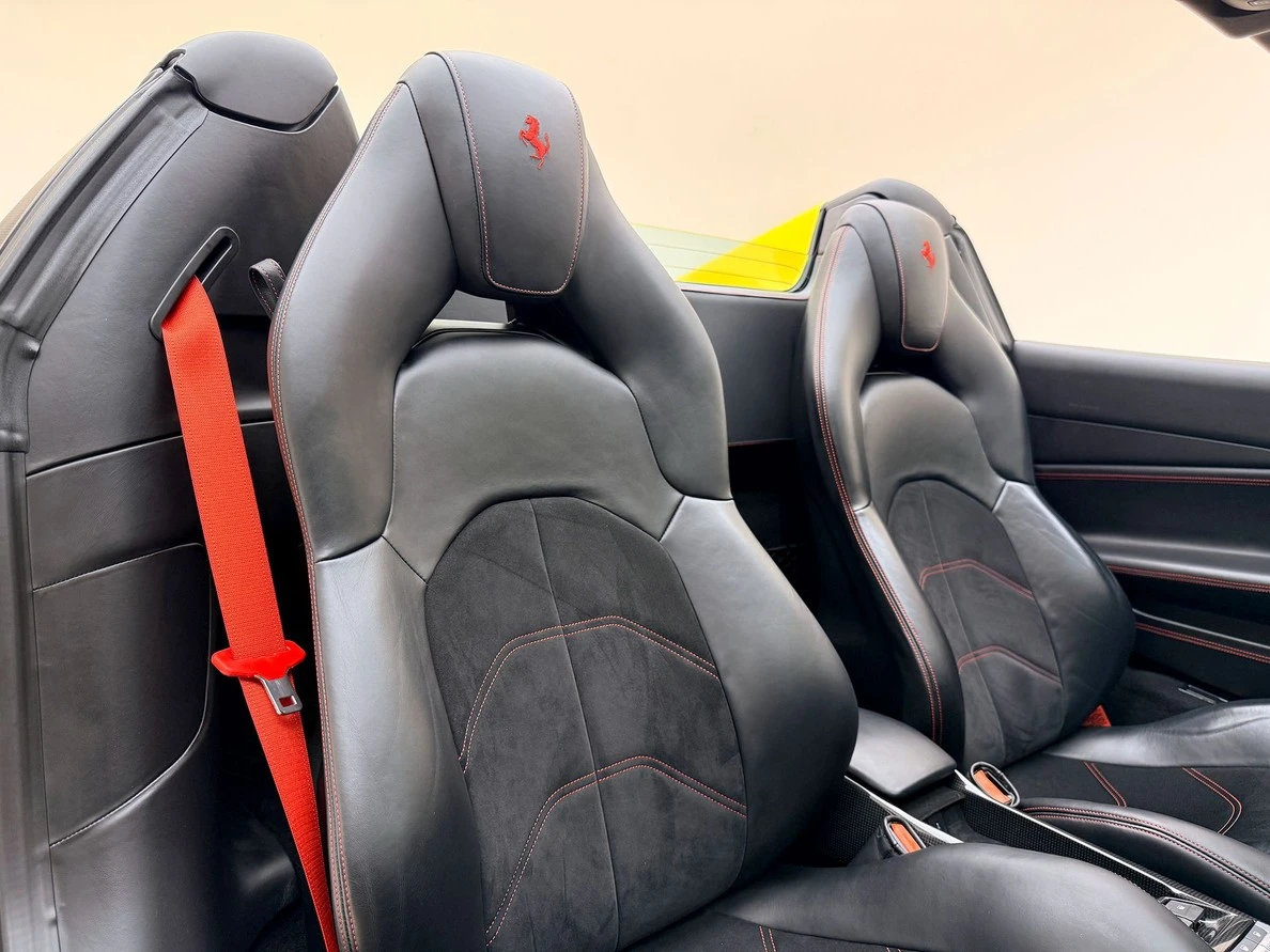 FERRARI 488 SPIDER
