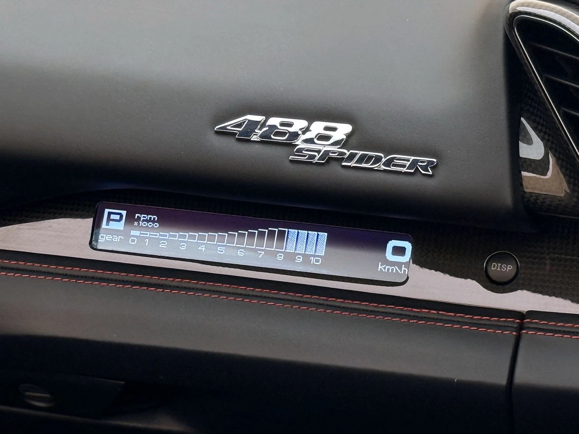 FERRARI 488 SPIDER