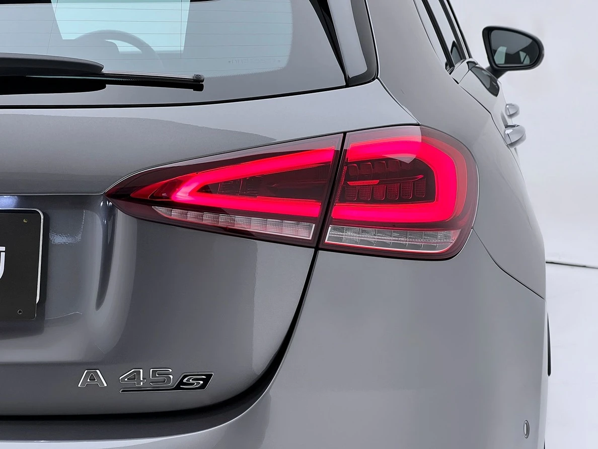 MERCEDES-BENZ A 45 AMG