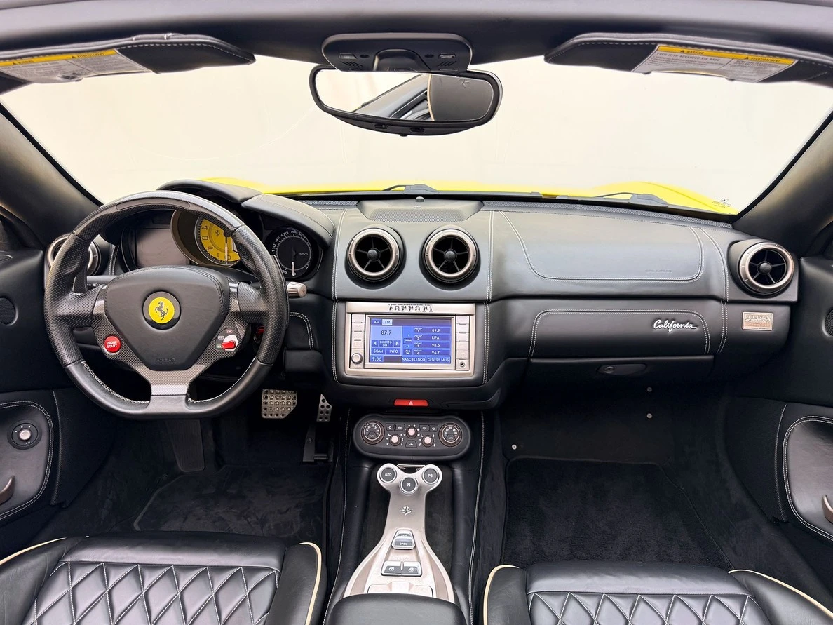 FERRARI CALIFORNIA