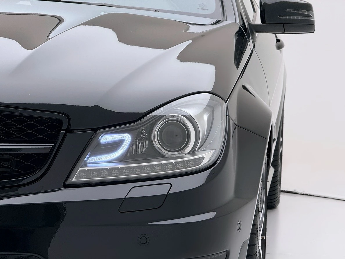 MERCEDES-BENZ C 63 AMG