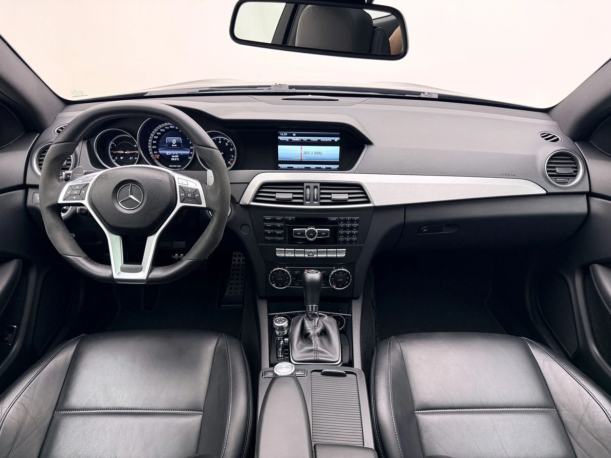 MERCEDES-BENZ C 63 AMG