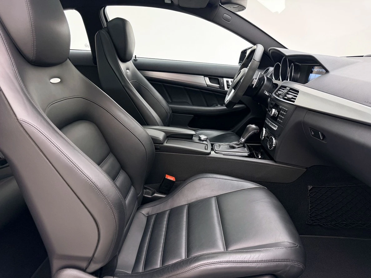 MERCEDES-BENZ C 63 AMG