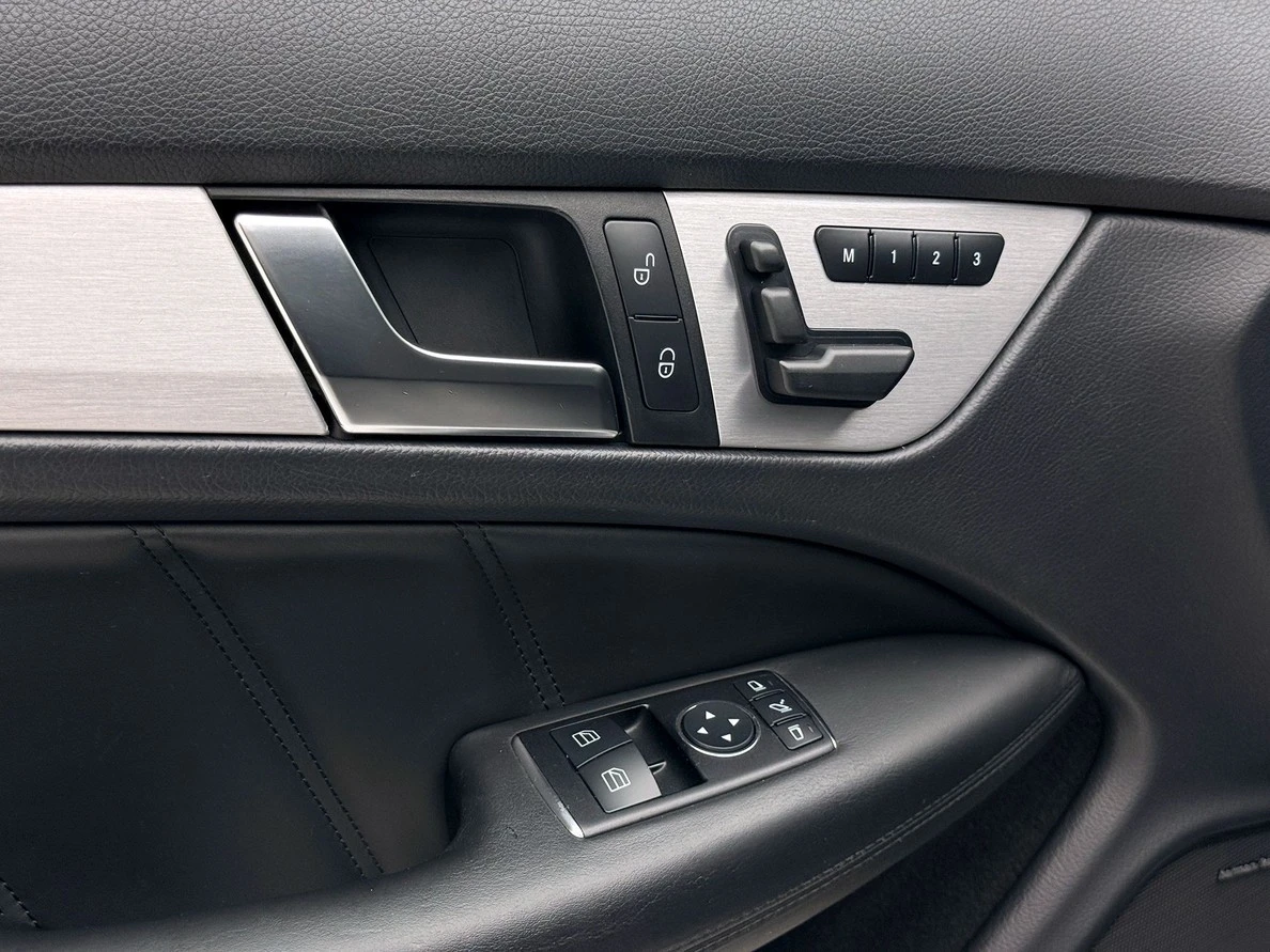 MERCEDES-BENZ C 63 AMG