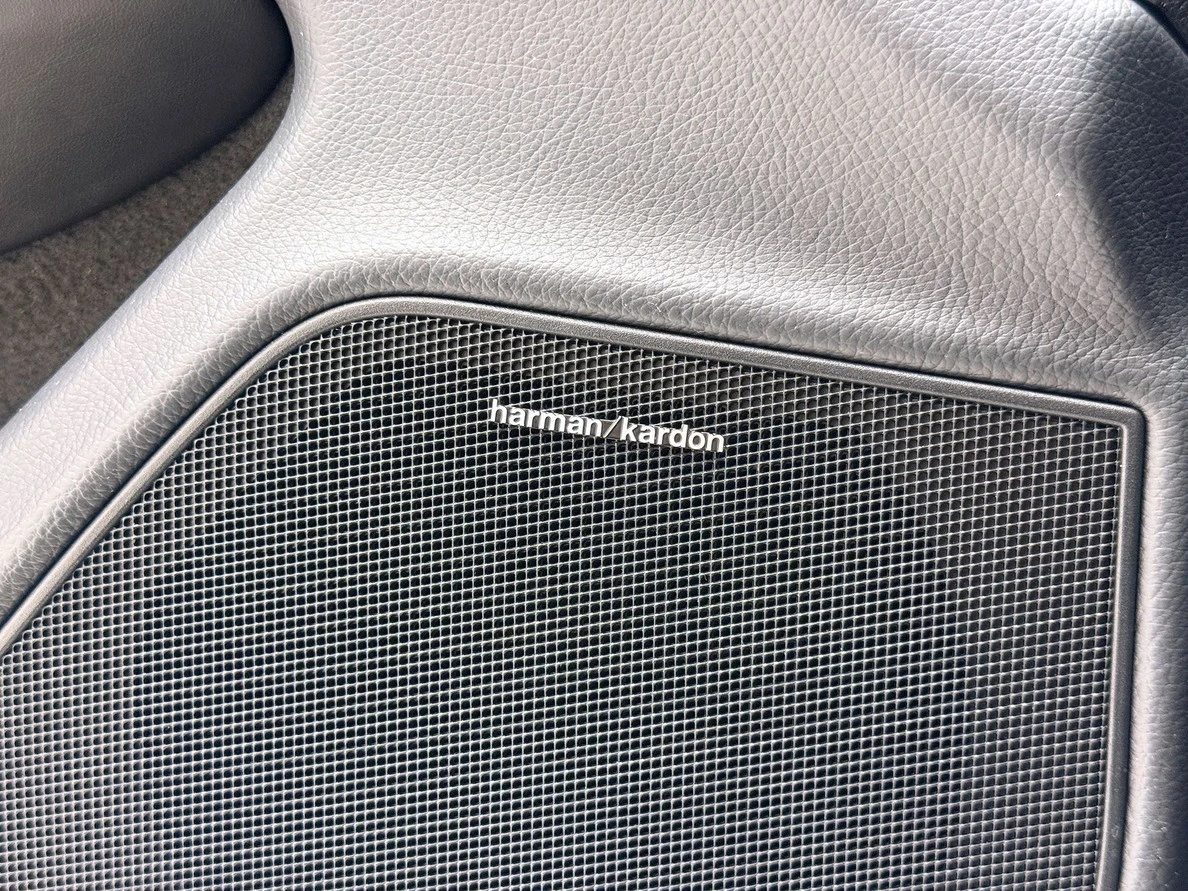 MERCEDES-BENZ C 63 AMG