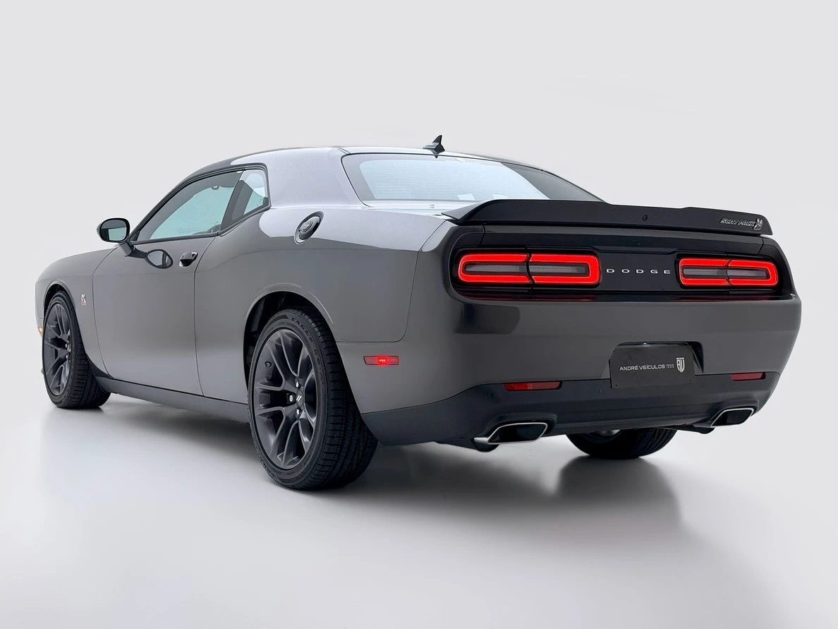 DODGE CHALLENGER