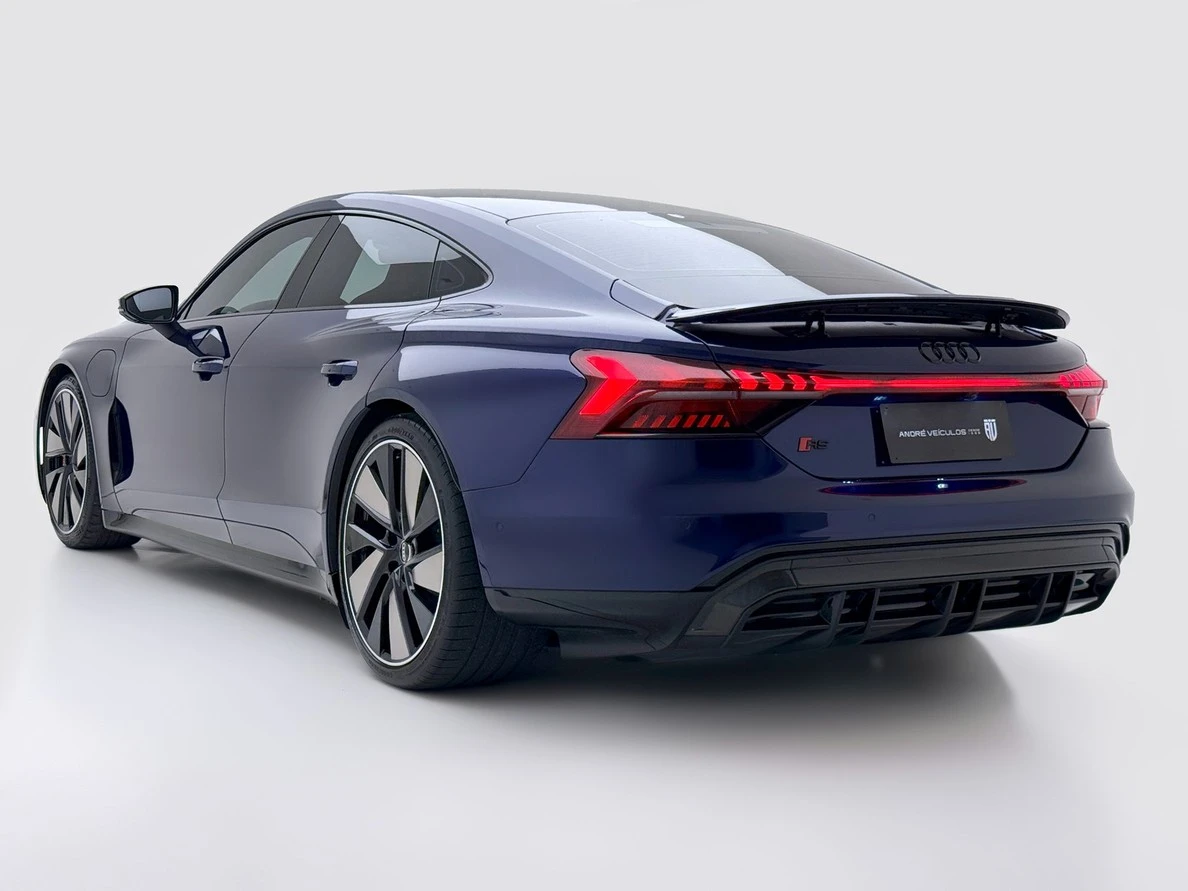AUDI RS E-TRON GT