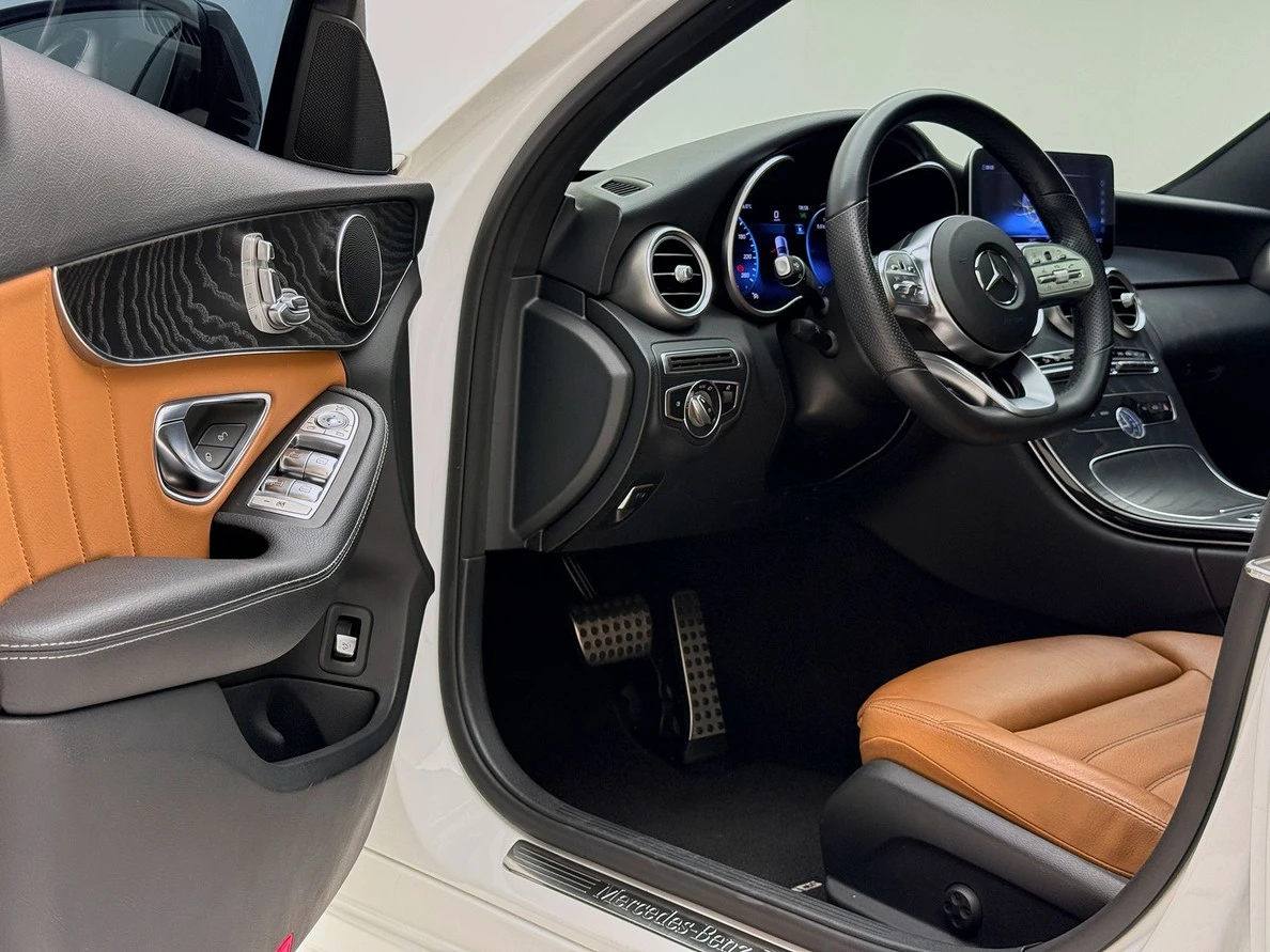 MERCEDES-BENZ C 300
