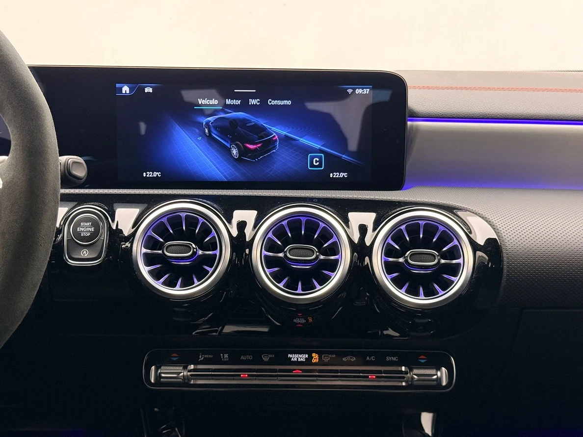 MERCEDES-BENZ CLA 45 AMG