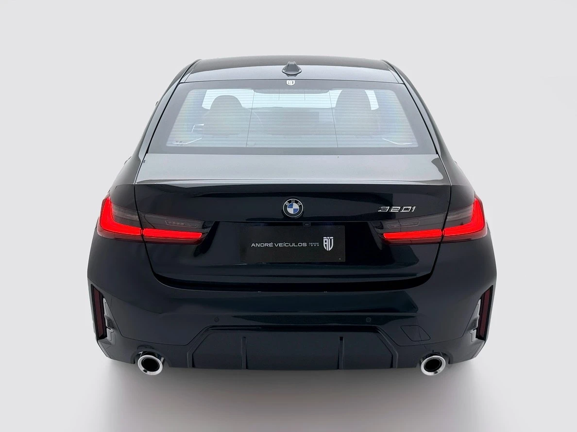 BMW 320i