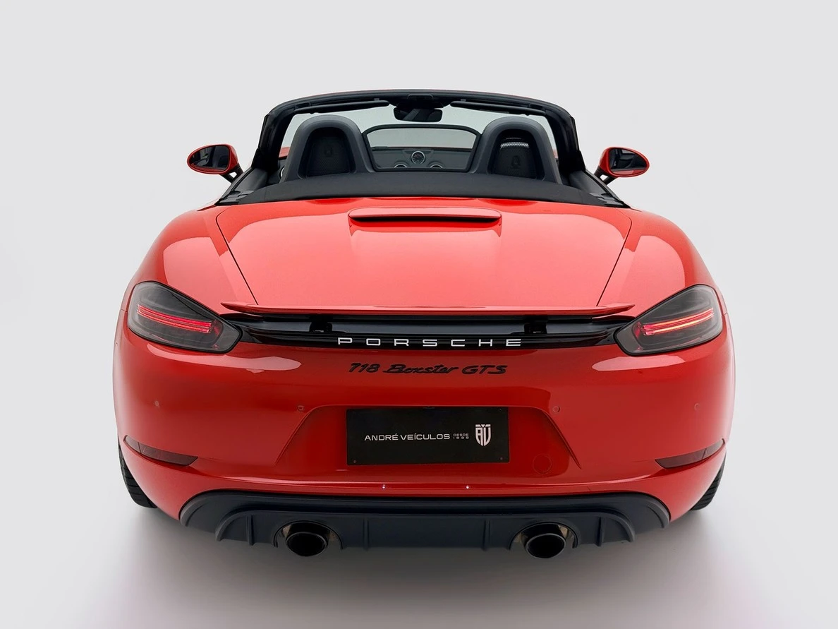 PORSCHE 718