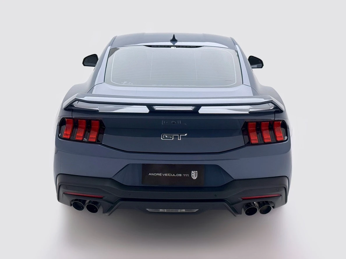 FORD MUSTANG